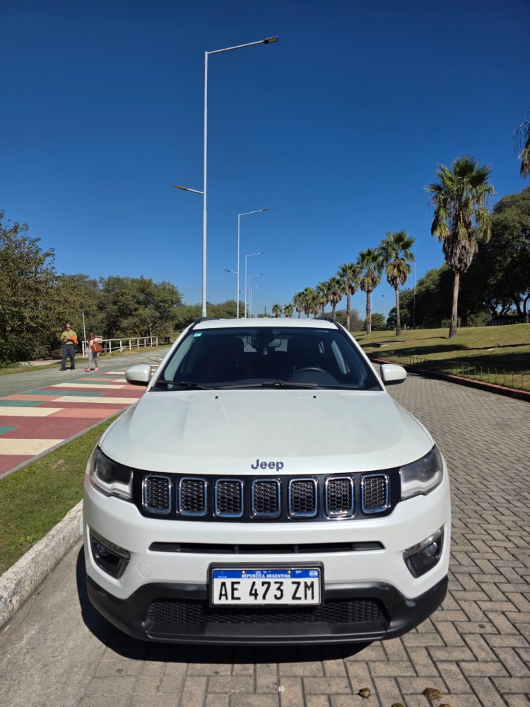 Jeep Compass Sport automatica — foto 10